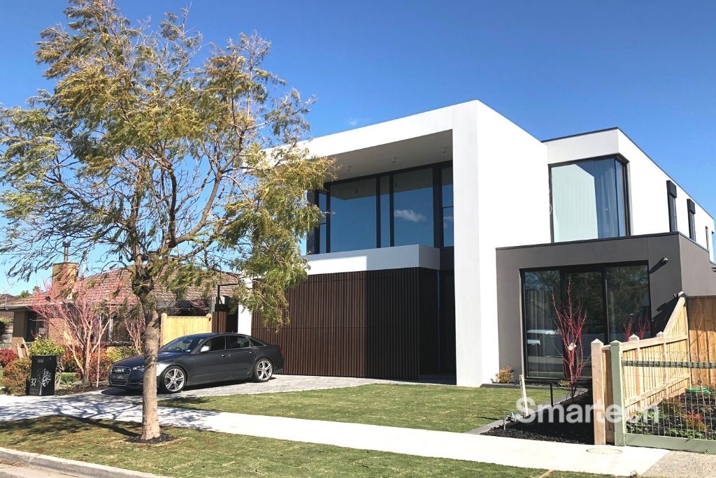 Smartech TDK Altona Folding Facade Garage Door