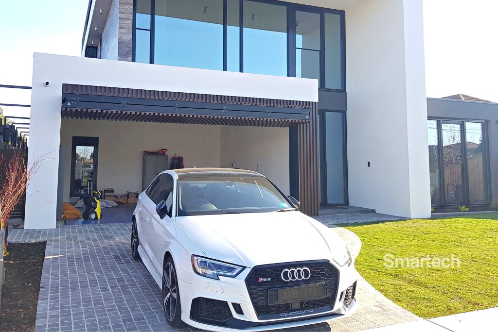 Smartech TDK Altona Folding Facade Garage Door